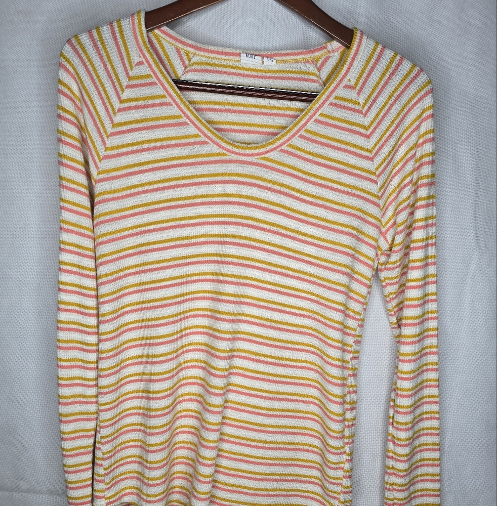 Gap Top Ivory Pink Stripe Waffle Knit Causal Long Sleeve 90s Grunge Small
